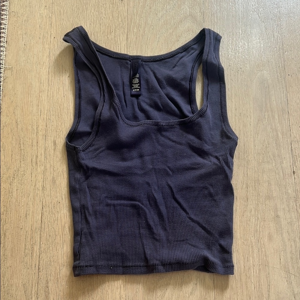SKIMS Blue Fitted Sleeveless Tank Top